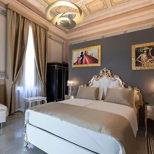  Gasthuis Luxury Liberty House